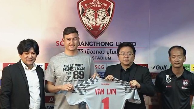 Thủ môn Đặng Văn Lâm: Tôi đủ kinh nghiệm và sự tự tin để thi đấu ở Thái League - Ảnh 2.