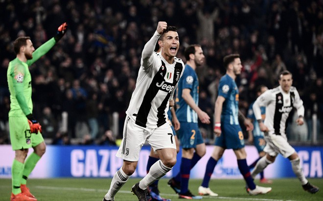Đánh bại kình địch Messi, Ronaldo trở thành vận động viên nổi tiếng nhất năm 2019 - Ảnh 1.