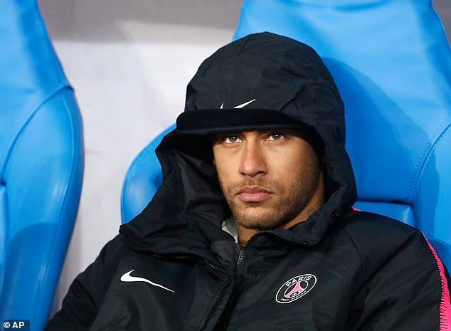 “Giận quá mất khôn” Neymar đấm người hâm mộ Rennes sau khi PSG đánh rơi chức vô địch - Ảnh 2.