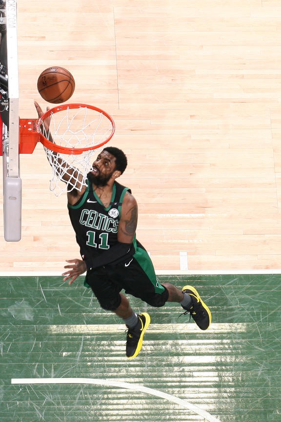 Boston Celtics sụp đổ trước cơn mưa 3 điểm của Milwaukee Bucks - Ảnh 4.