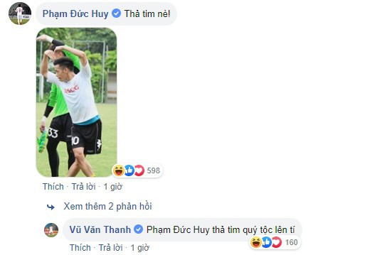 Đăng ảnh kỷ niệm ngày trở lại với V.League, Văn Thanh nhận được lời chúc cực mặn từ Đức Huy - Ảnh 2.