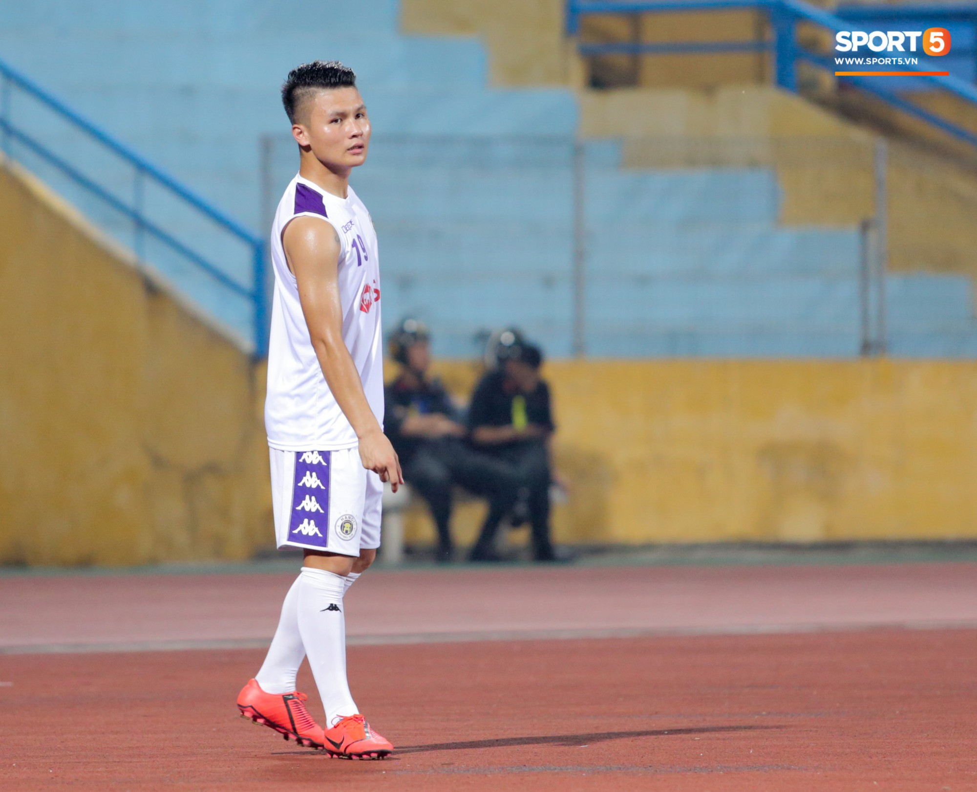 HLV Hà Nội FC tiết lộ Quang Hải bị ốm và quá tải sau King’s Cup 2019 - Ảnh 1.