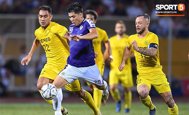 Hà Nội FC 2-1 Ceres Negros (tổng 3-2): Nghẹt thở vượt qua đại diện Philippines, Quang Hải cùng đồng đội lọt vào chung kết AFC Cup 2019. - Ảnh 1.