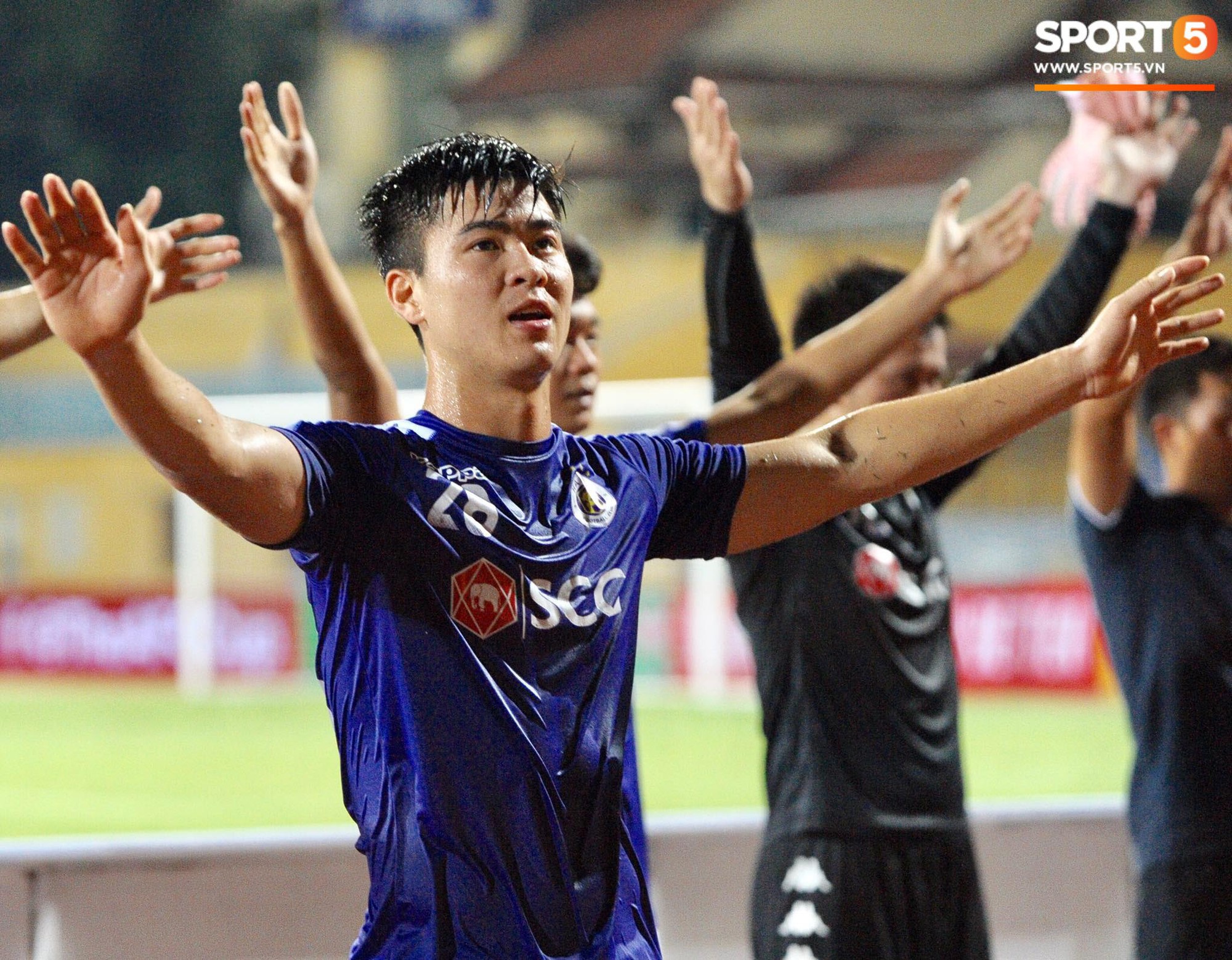 Chẳng phải những ngôi sao, người hùng thầm lặng này mới là nhân tố chính giúp Hà Nội FC làm nên lịch sử tại AFC Cup - Ảnh 13.