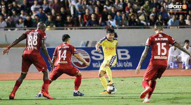 Quang Hải ghi bàn, Hà Nội FC bị cầm hoà trong trận cầu kịch tích đến khó thở - Ảnh 1.