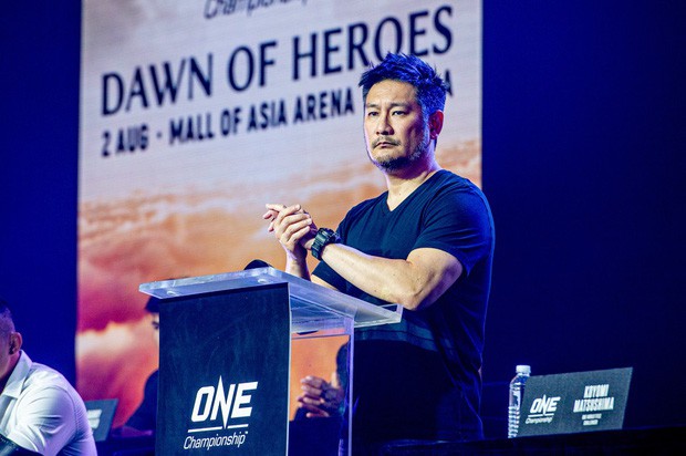 Toàn cảnh sự kiện họp báo ONE Championship: Dawn Of Heroes, Martin Nguyễn quyết tâm bảo vệ đai vô địch và trash talk trước trận của Eddie Alvarez - Ảnh 6.