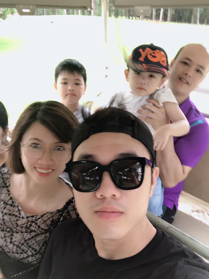 Xuân Trường đeo kính đen cool ngầu đi nghỉ mát cùng gia đình - Ảnh 7.