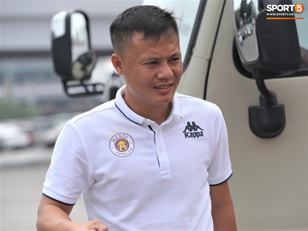 Mạnh gắt không hổ danh là boy lề mề nhất Hà Nội FC - Ảnh 10.