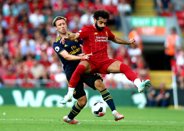 Vua Ai Cập Salah lập cú đúp, Liverpool thắng dễ Arsenal để độc chiếm ngôi đầu Ngoại hạng Anh - Ảnh 1.