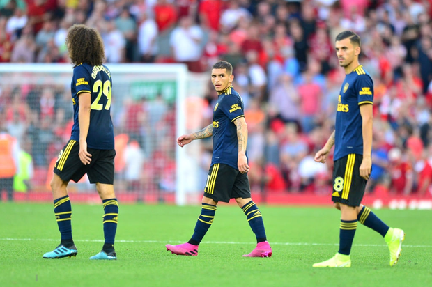 Vua Ai Cập Salah lập cú đúp, Liverpool thắng dễ Arsenal để độc chiếm ngôi đầu Ngoại hạng Anh - Ảnh 8.