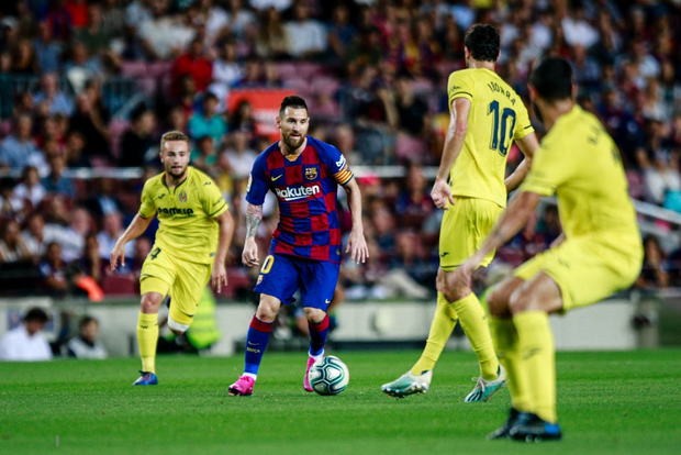 Chưa kịp mừng danh hiệu The Best bằng đường kiến tạo góp công giúp Barcelona thắng trận, Messi phải rời sân trong nỗi thất vọng thế này đây - Ảnh 1.