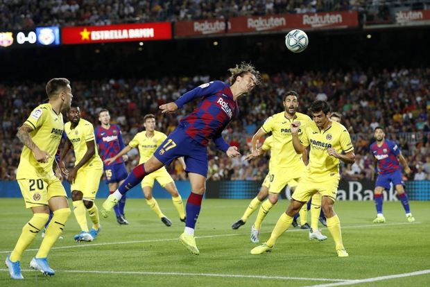 Chưa kịp mừng danh hiệu The Best bằng đường kiến tạo góp công giúp Barcelona thắng trận, Messi phải rời sân trong nỗi thất vọng thế này đây - Ảnh 3.
