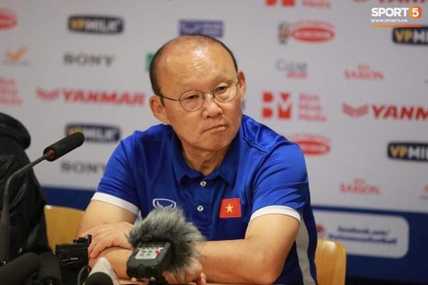 HLV Park Hang-seo khiêm tốn sau chiến thắng trước U22 Trung Quốc, cố nhân Guus Hiddink thừa nhận thất bại - Ảnh 1.