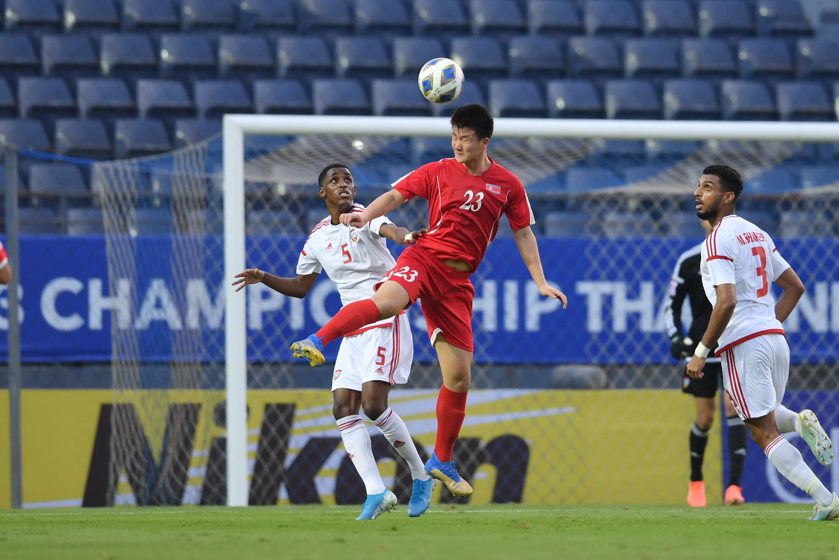 [Bảng D - VCK U23 châu Á] U23 UAE 2-0 U23 Triều Tiên: Thắng dễ Triều Tiên, UAE đẩy Việt Nam vào cửa tử - Ảnh 6.