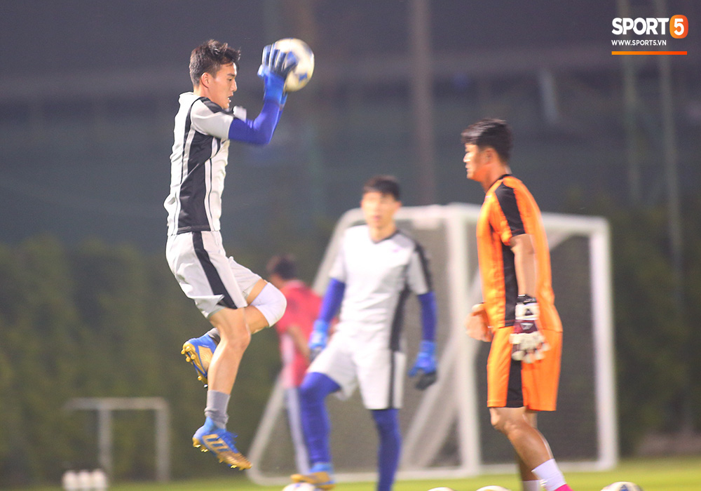 U23 CHDCND Triều Tiên tự tát vào mặt nhau trước trận gặp U23 Việt Nam - Ảnh 10.