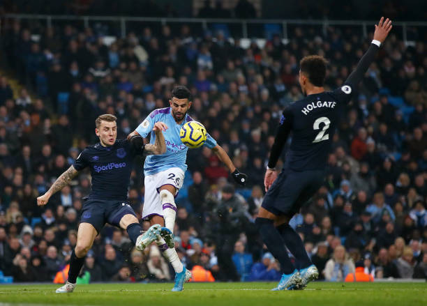 Bất chấp nỗi ám ánh VAR, Man City vẫn hạ gục Everton để tiếp tục nuôi hy vọng bám đuổi Liverpool - Ảnh 3.