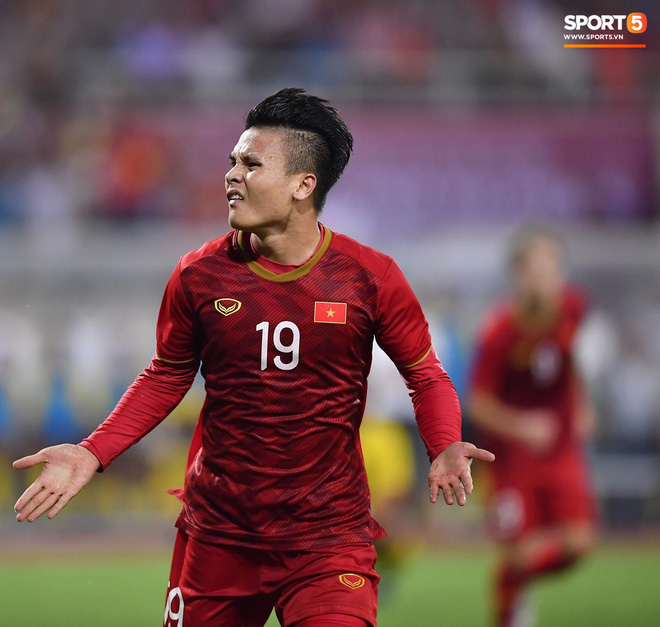 Quang Hải chung mâm với khắc tinh của Ronaldo, lọt top những ngôi sao trẻ bước ra ánh sáng nhờ giải U23 châu Á - Ảnh 2.
