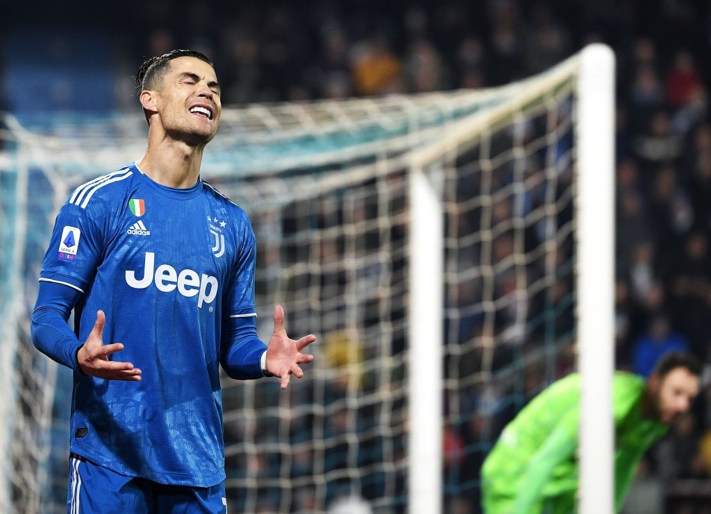 Trong ngày đá trận chính thức thứ 1000, Ronaldo lại tiếp tục san bằng một thành tích đáng nể mà chỉ nghe thôi các fan cũng đã phải trầm trồ - Ảnh 3.