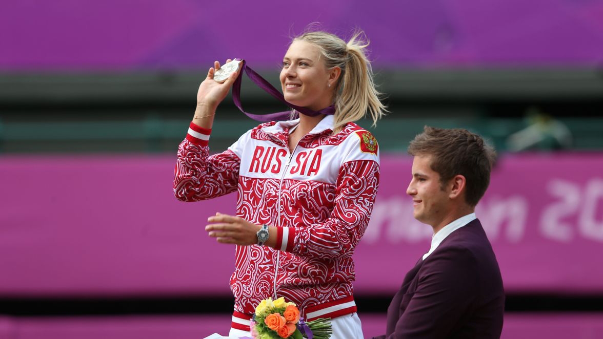 Nữ thần Maria Sharapova chính thức giải nghệ: Cùng nhìn lại những bức ảnh đáng nhớ trong sự nghiệp của nữ VĐV tennis quyến rũ bậc nhất lịch sử - Ảnh 10.