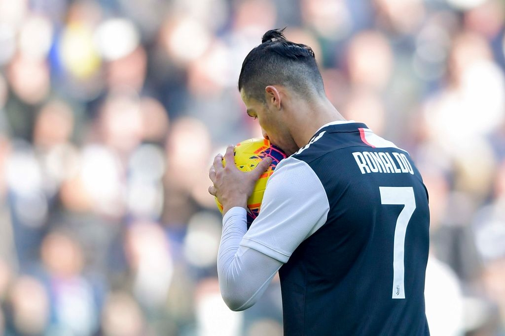 Lập cú đúp giúp Juventus thắng đậm, Ronaldo tiếp tục duy trì phong độ hủy diệt, thiết lập hàng loạt chiến tích đáng chú ý - Ảnh 6.