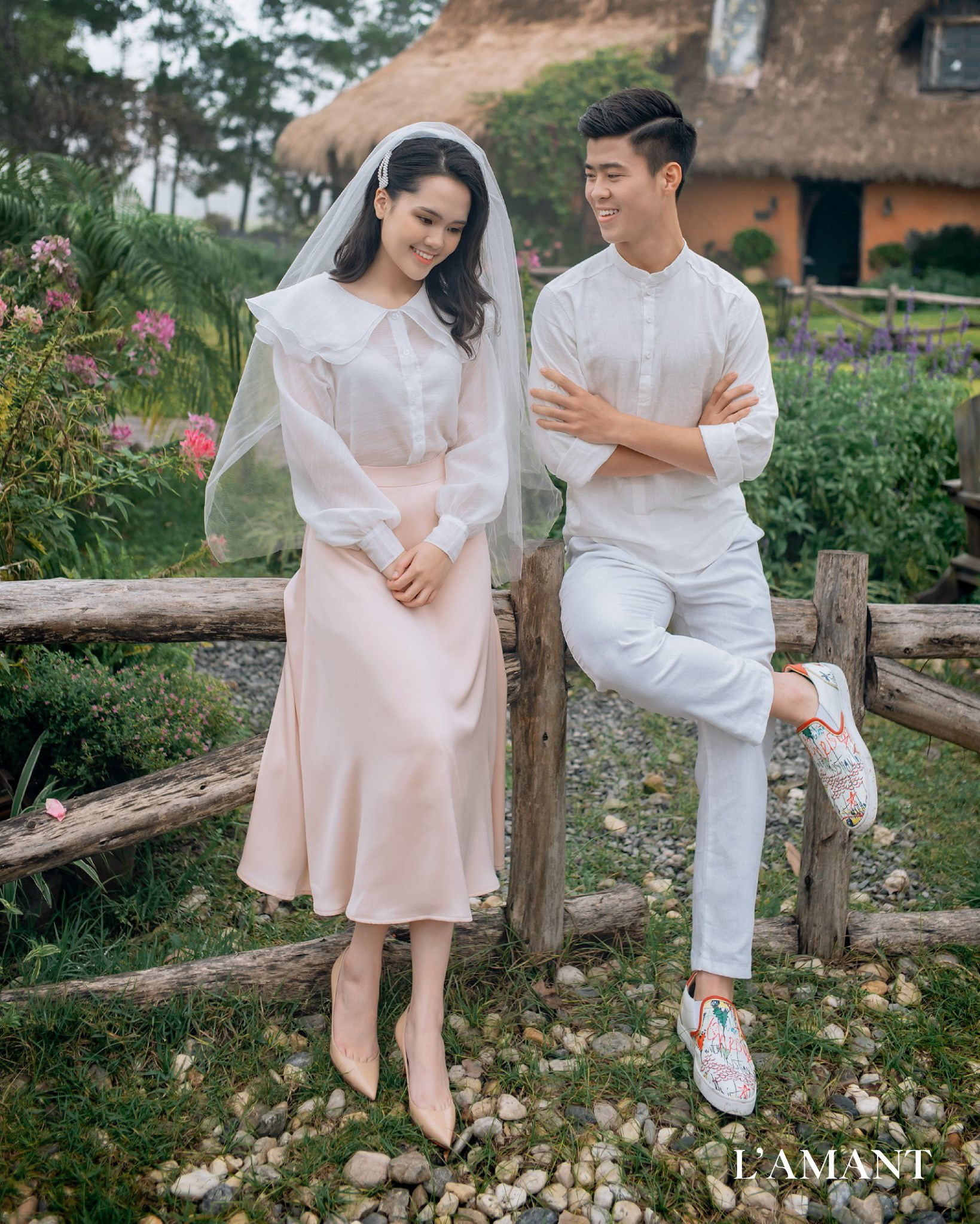 Đám cưới Duy Mạnh - Quỳnh Anh được trang hoàng bởi 500.000 viên pha lê, ảnh cưới theo bộ phim đình đám Hàn Quốc Hạ cánh nơi anh - Ảnh 8.