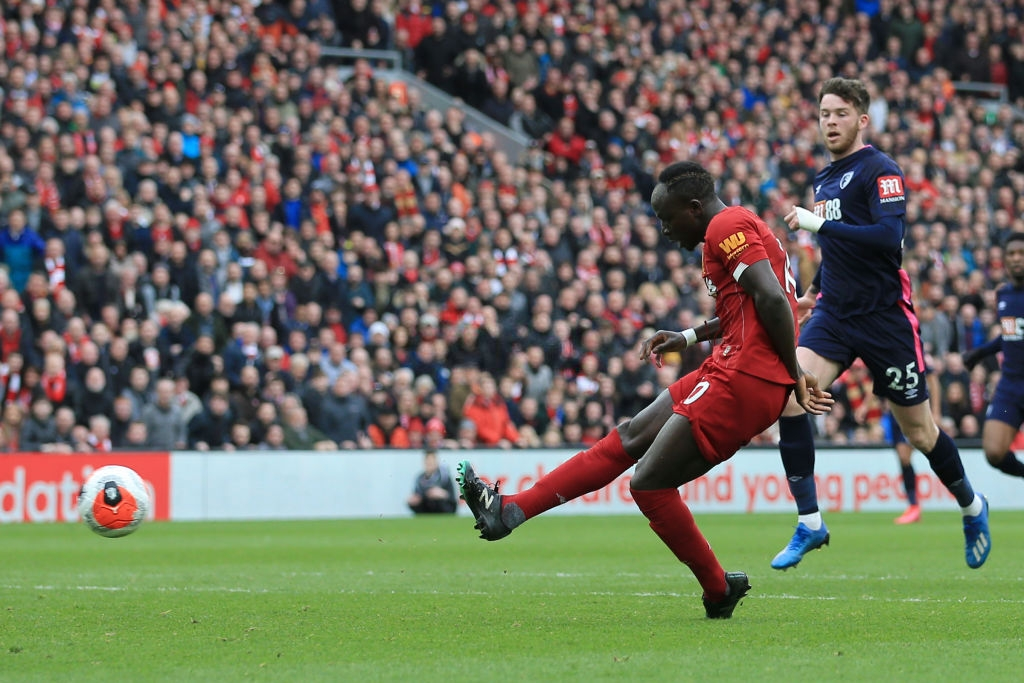 Công thần cứu thua ngay trên vạch vôi, Liverpool chật vật tìm lại cảm hứng chiến thắng trước đội bóng đứng gần cuối bảng - Ảnh 5.