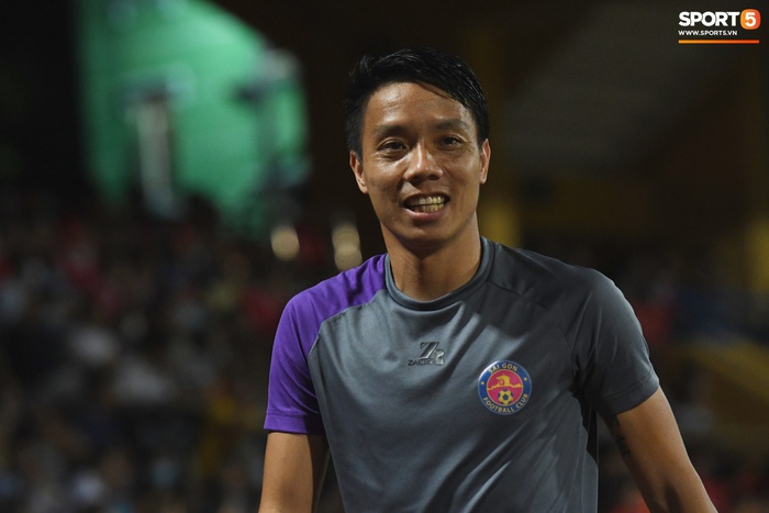 Chuyển nhượng mới nhất V.League 2020: Tuấn Linh đến HAGL, chờ HLV Kiatisak tài xuất - Ảnh 2.