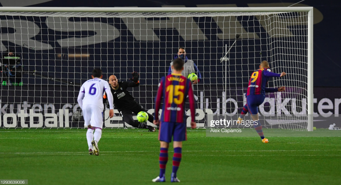 Messi vắng mặt, Barca bị đội bóng xếp hạng 15 cầm hòa - Ảnh 2.