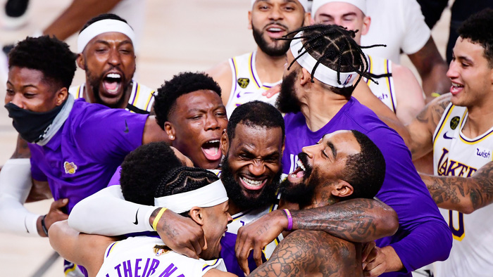 Top 10 khoảnh khắc ấn tượng nhất NBA 2020 - Ảnh 11.