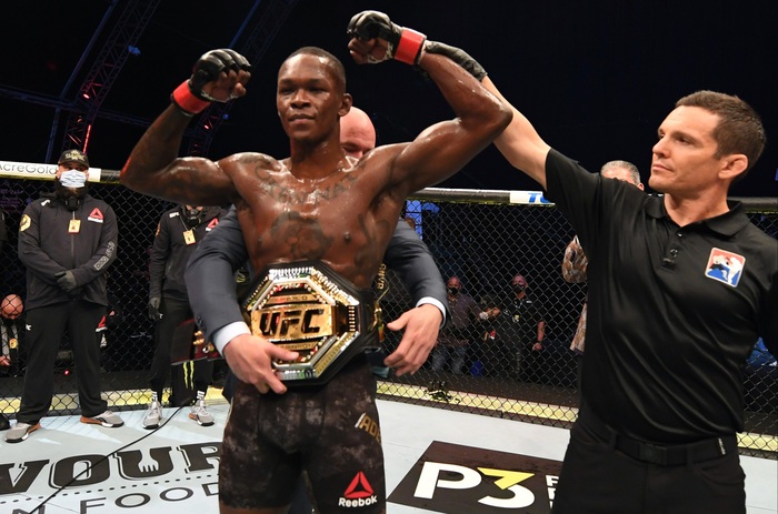 Israel Adesanya chuyển lên hạng dưới nặng, tranh đai cùng nhà vô địch Jan Blachowicz vào ngày 6/3 - Ảnh 2.
