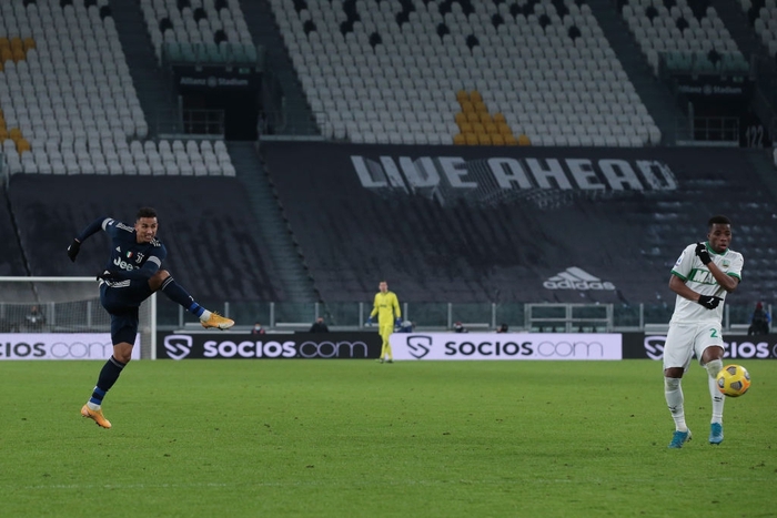 Juventus thắng nhọc phút cuối dù chơi hơn người - Ảnh 5.
