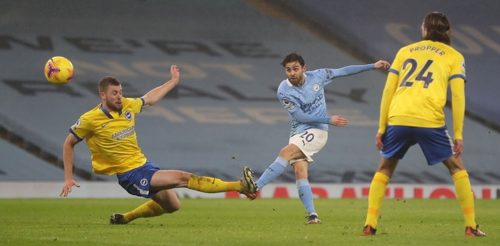 Man City lại thắng, sẵn sàng đe dọa ngôi đầu của Man Utd - Ảnh 3.