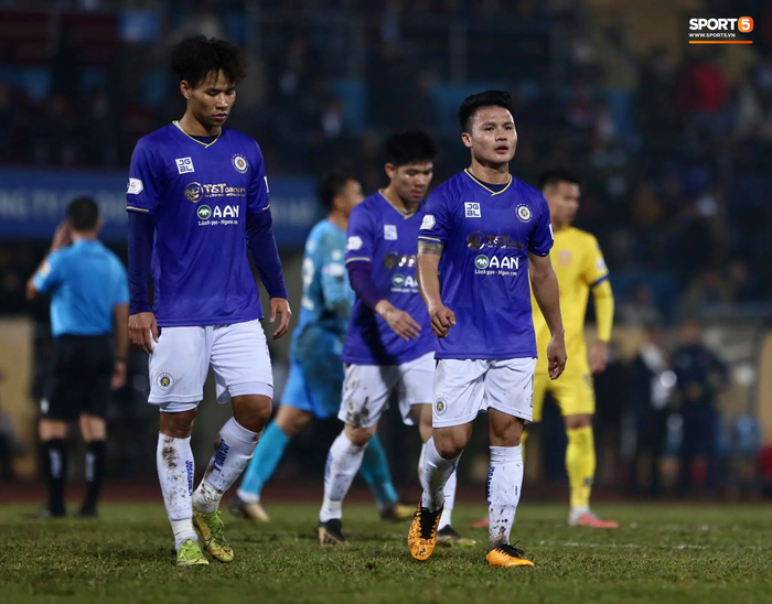 Quang Hải và các đồng đội thua sốc 0-3 trước CLB Nam Định trong ngày mở màn V.League 2021 - Ảnh 2.