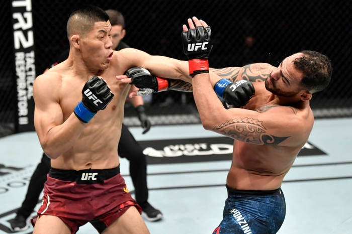 Võ sĩ MMA số 1 Trung Quốc giành chiến thắng ấn tượng trước Ponzinibbio, khẳng định nhắm đến chiếc đai vô địch UFC - Ảnh 2.