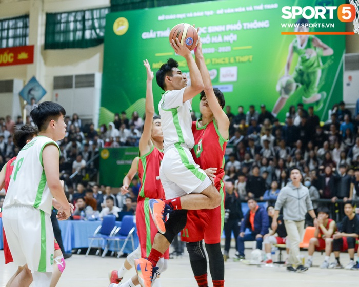 Cảm xúc lẫn lộn ngày hạ màn giải bóng rổ học sinh Hà Nội - Ảnh 25.