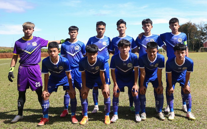 Đội trưởng U19 Phú Yên bị cấm thi đấu vì có biểu hiện tiêu cực ở trận gặp HAGL - Ảnh 1.