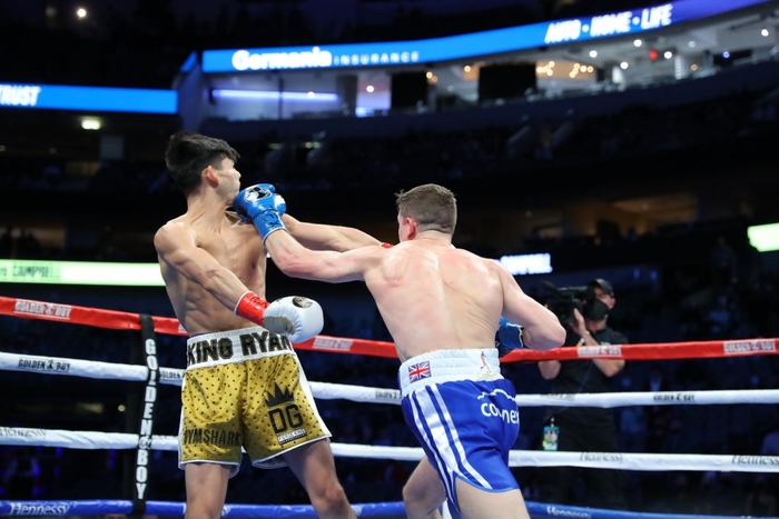 Tài năng trẻ Ryan Garcia vượt khó đánh bại HCV Olympic Luke Campbell, giành về chiếc đai WBC thế giới - Ảnh 3.