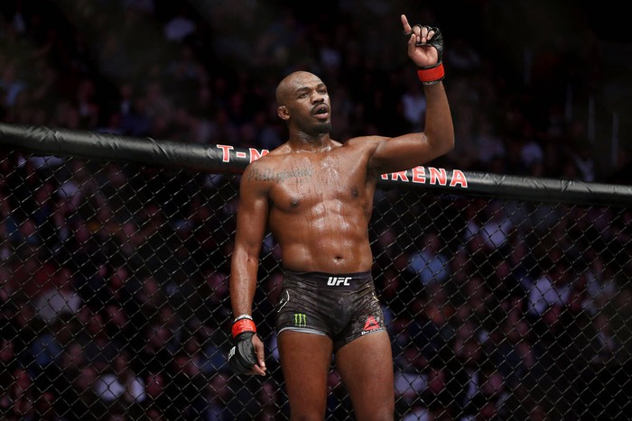 Chủ tịch Dana White khẳng định Jon Jones xuất sắc nhất lịch sử UFC nhưng Khabib mới là số 1 thời điểm hiện tại - Ảnh 1.