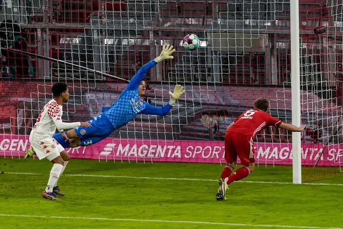 Bayern ngược dòng thắng 5-2 sau khi bị dẫn trước 2 bàn - Ảnh 3.