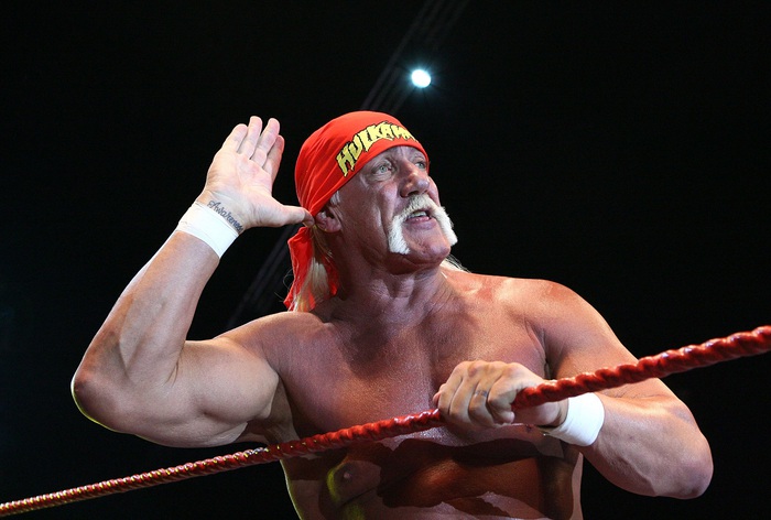 Huyền thoại Hulk Hogan úp mở khả năng tái xuất tại sự kiện đặc biệt của WWE - Ảnh 1.