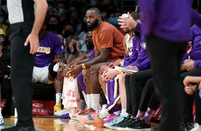 LeBron James &quot;phản dame&quot; cực mạnh sau chuỗi thất bại 0-4 của Lakers tại NBA Preseason 2021 - Ảnh 16.