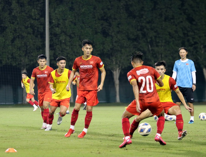 HLV Park Hang-seo giảm cường độ, trực tiếp uốn nắn U23 Việt Nam - Ảnh 9.