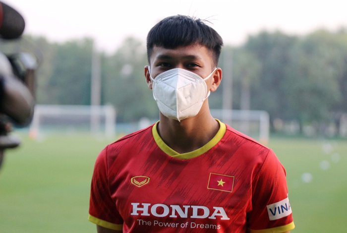 ĐT U23 Việt Nam rèn lối chơi chuẩn bị cho cuộc “tổng duyệt” trước U23 Kyrgyzstan - Ảnh 1.