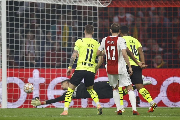 Marco Reus đốt lưới nhà, Dortmund thua tan nát trước Ajax - Ảnh 5.