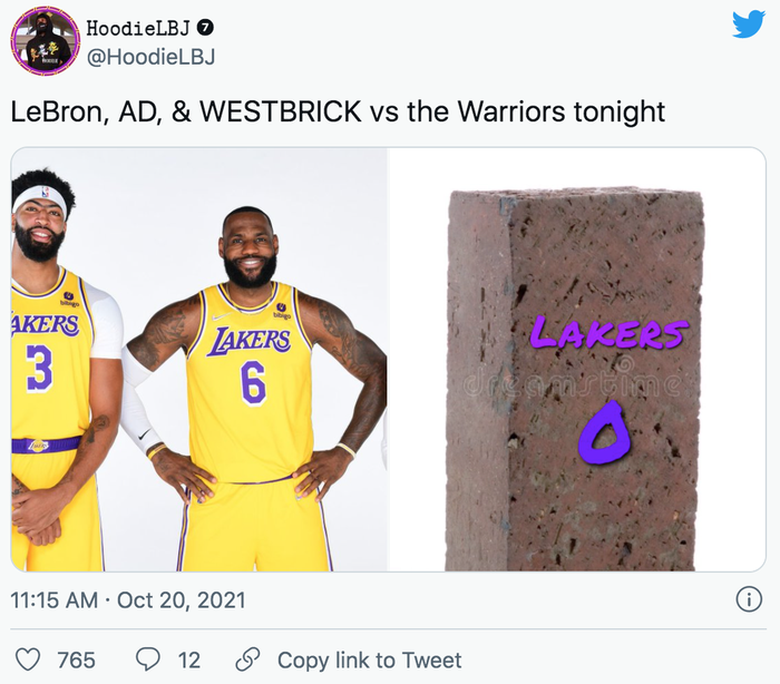 Russell Westbrook hứng trọn gạch đá từ fan Los Angeles Lakers sau màn “quăng tạ” trong ngày ra quân - Ảnh 8.