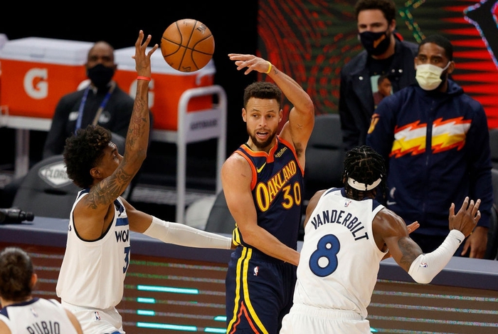 Stephen Curry cán cột mốc mới nhưng fan không bất ngờ: Còn kỷ lục nào 