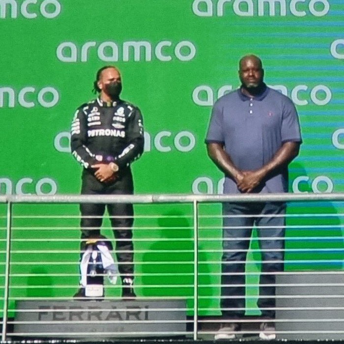 Shaquille O'Neal biến tất cả tay đua trở thành người tí hon tại giải đua xe Công thức 1 - Ảnh 2.