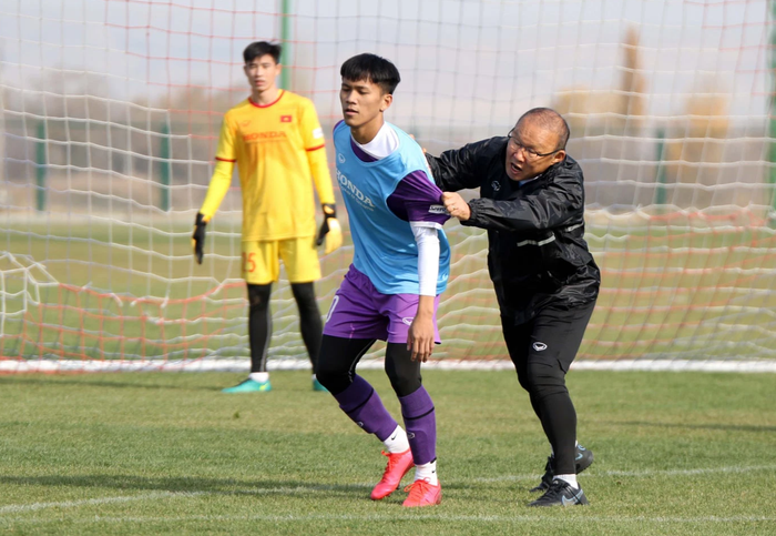 HLV Park Hang-seo yêu cầu U23 Việt Nam tập trung tối đa cho trận quyết đấu với Myanmar - Ảnh 8.