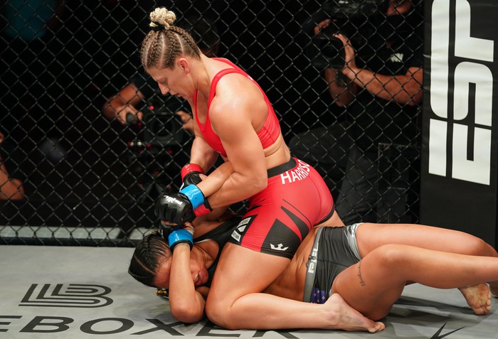 Từ câu chuyện của Kayla Harrison, giờ là lúc để UFC cho ra đời &quot;hạng nặng&quot; dành cho nữ - Ảnh 2.