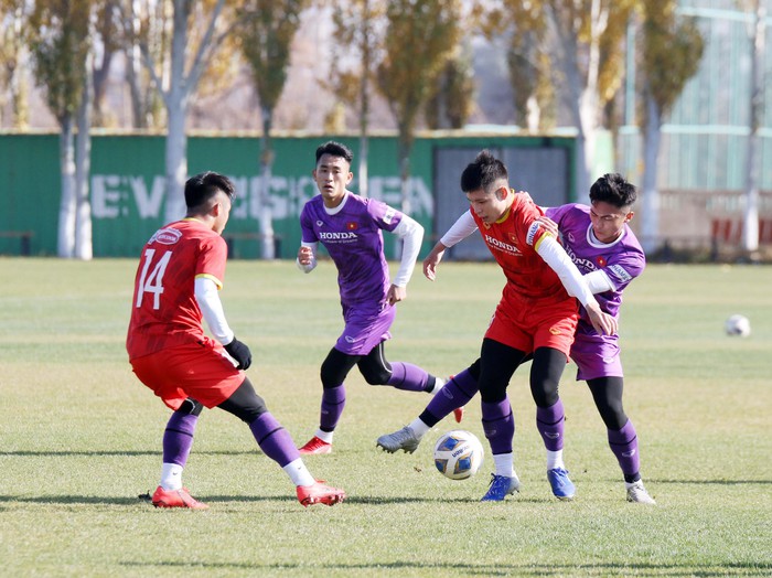 HLV Park Hang-seo cực nghiêm khắc, sửa từng lỗi nhỏ cho U23 Việt Nam trước trận gặp U23 Myanmar - Ảnh 2.